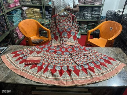 Premium Cotton Kurti Pant & Dupatta Set – Ikkat Print | Neck Handwork | 4-Meter Ghera
