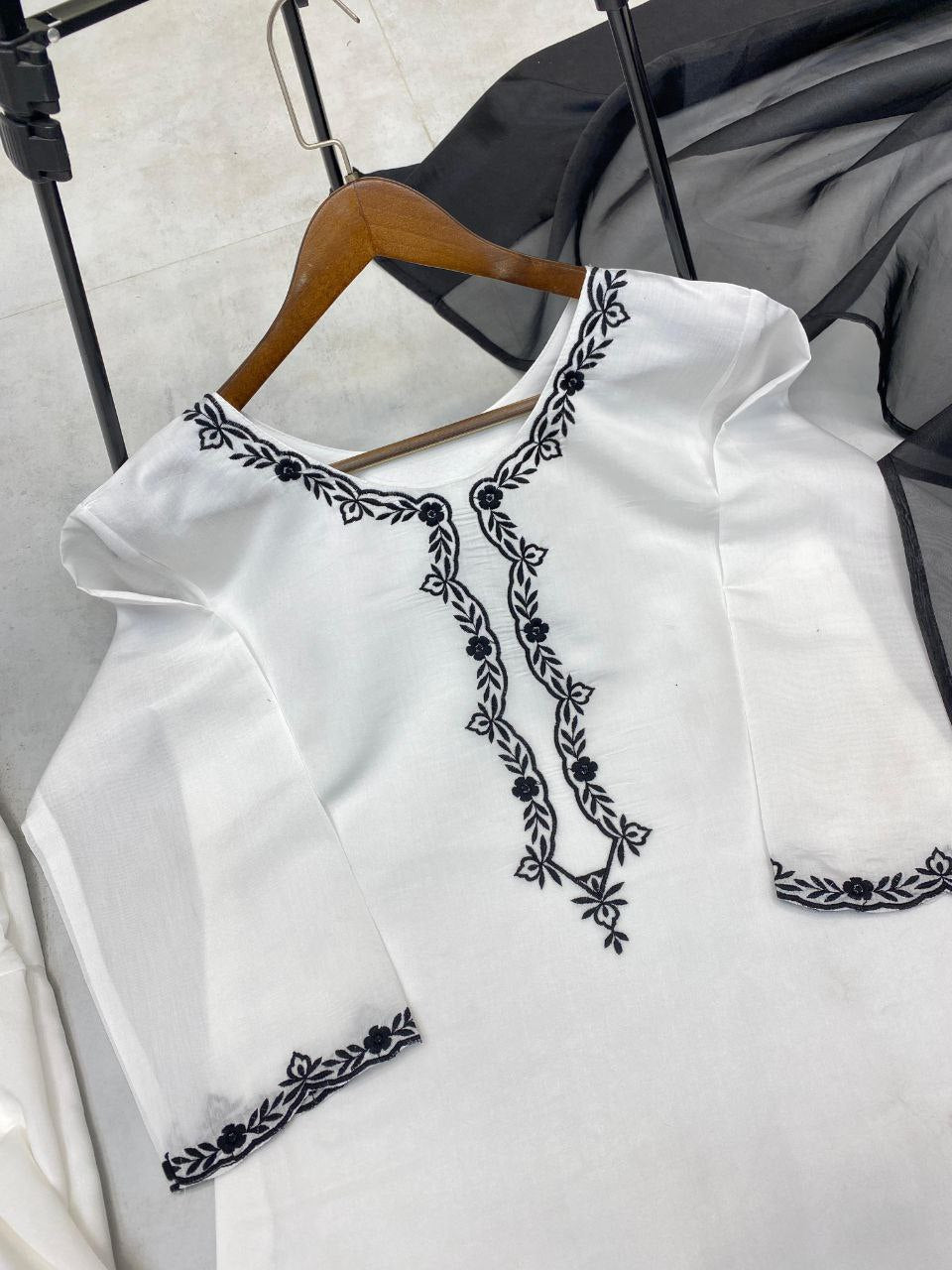 Roman Silk Farsi Salwar Suit with Organza Dupatta | Designer Wear
