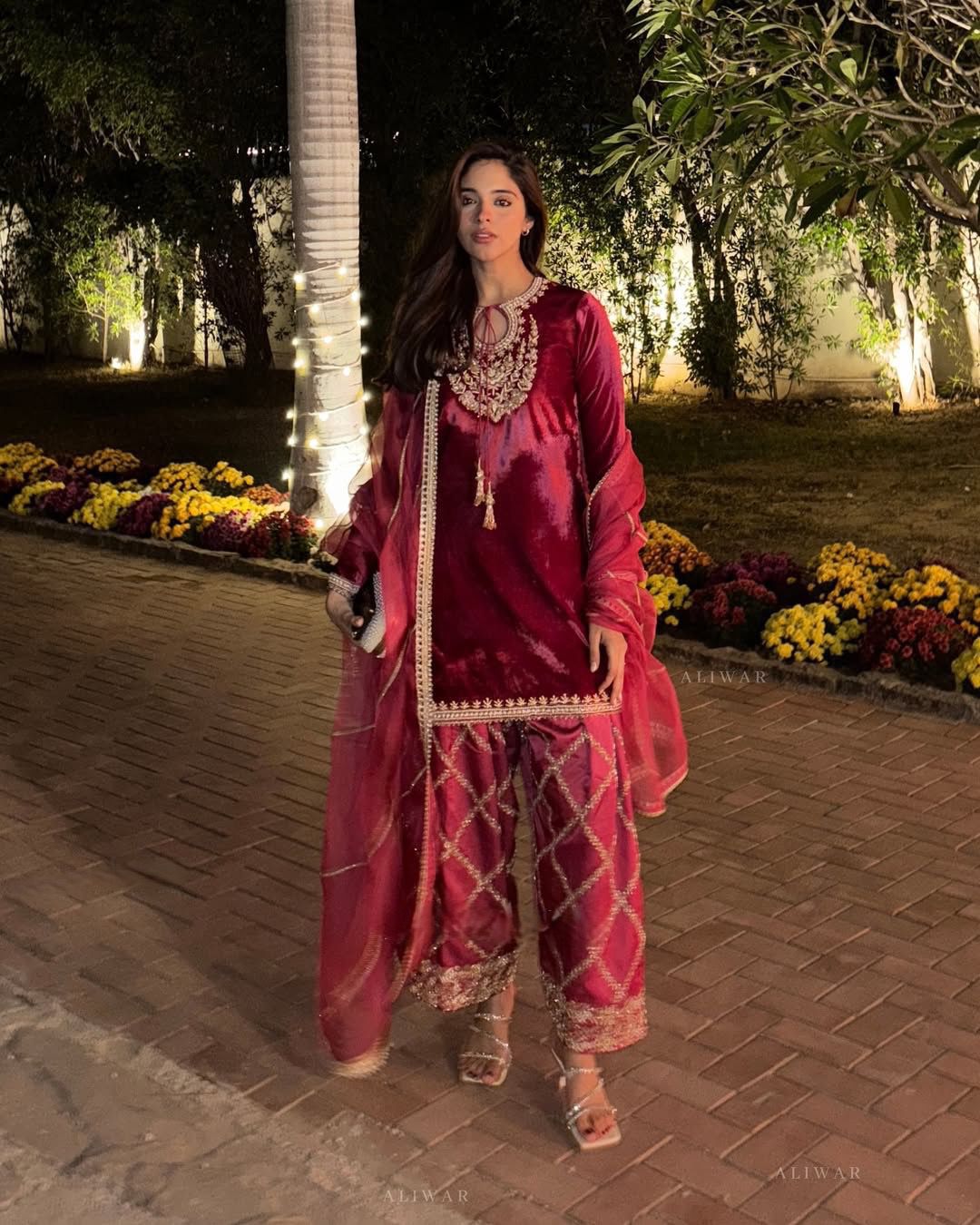 Women’s Velvet Designer Kurta Pant Dupatta Set | Winter Festive Wear with Sequence Embroidery | Fully Stitched Party & Wedding Outfit (M–XXL)