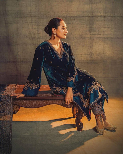 Women’s Heavy Velvet Embroidered Kurti Palazzo Set with Georgette Dupatta – Fully Stitched Festive Wear