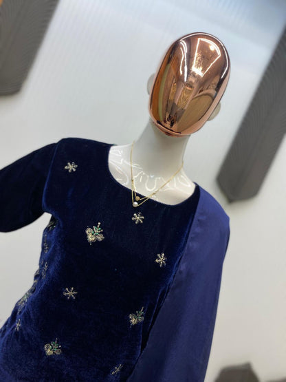 Luxury Velvet Winter 3 Piece Suit Set | Sequins Embroidery Kurti Plazzo Dupatta | Party Wear 2026