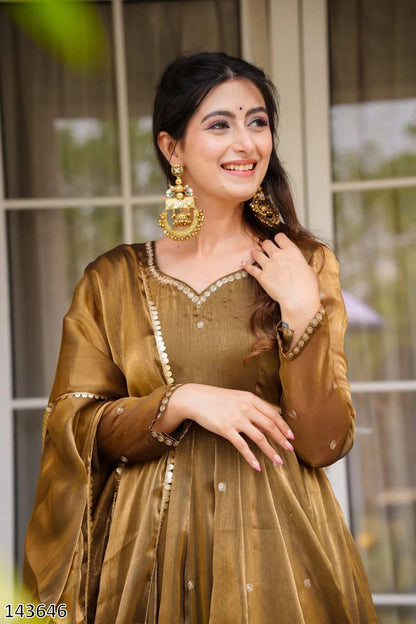 Designer 3-Piece Set – Top, Pent & Dupatta