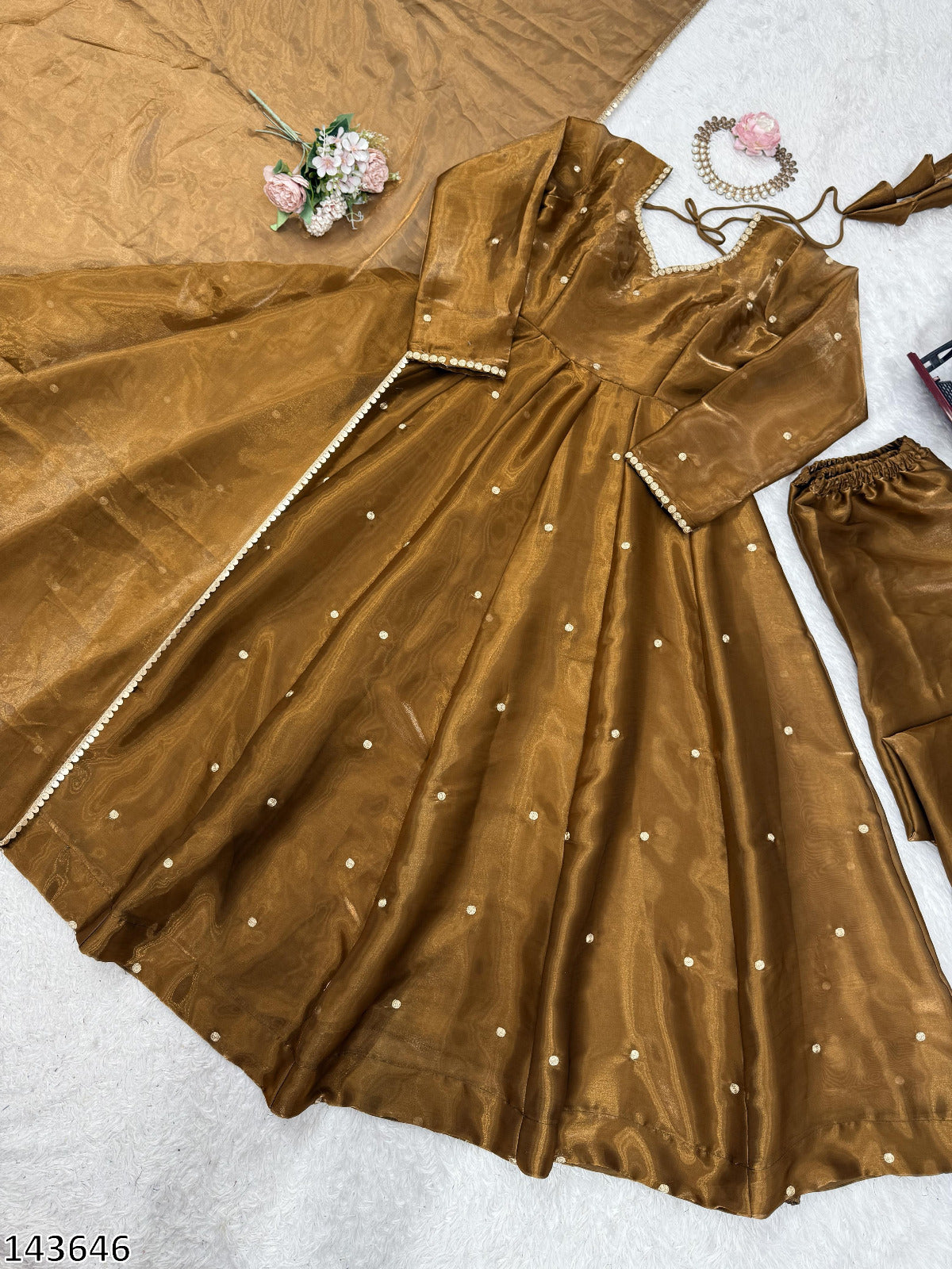 Designer 3-Piece Set – Top, Pent & Dupatta