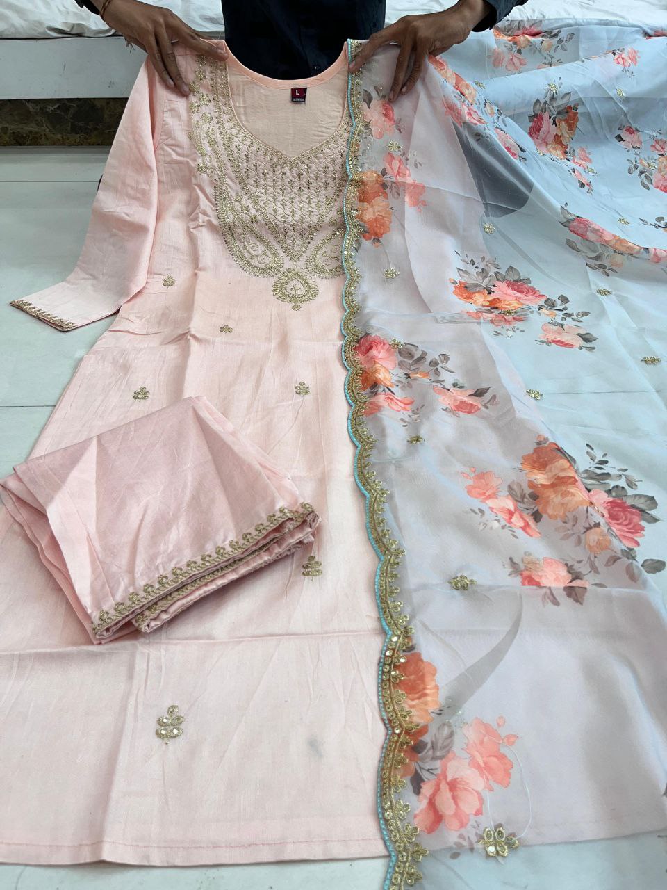 Premium Pakistan Style Chanderi Suit – Elegant & Lightweight