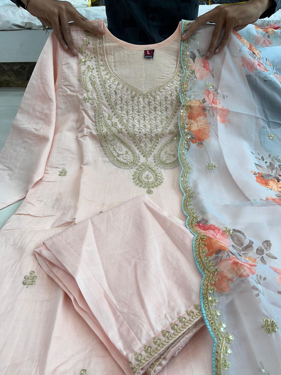 Premium Pakistan Style Chanderi Suit – Elegant & Lightweight