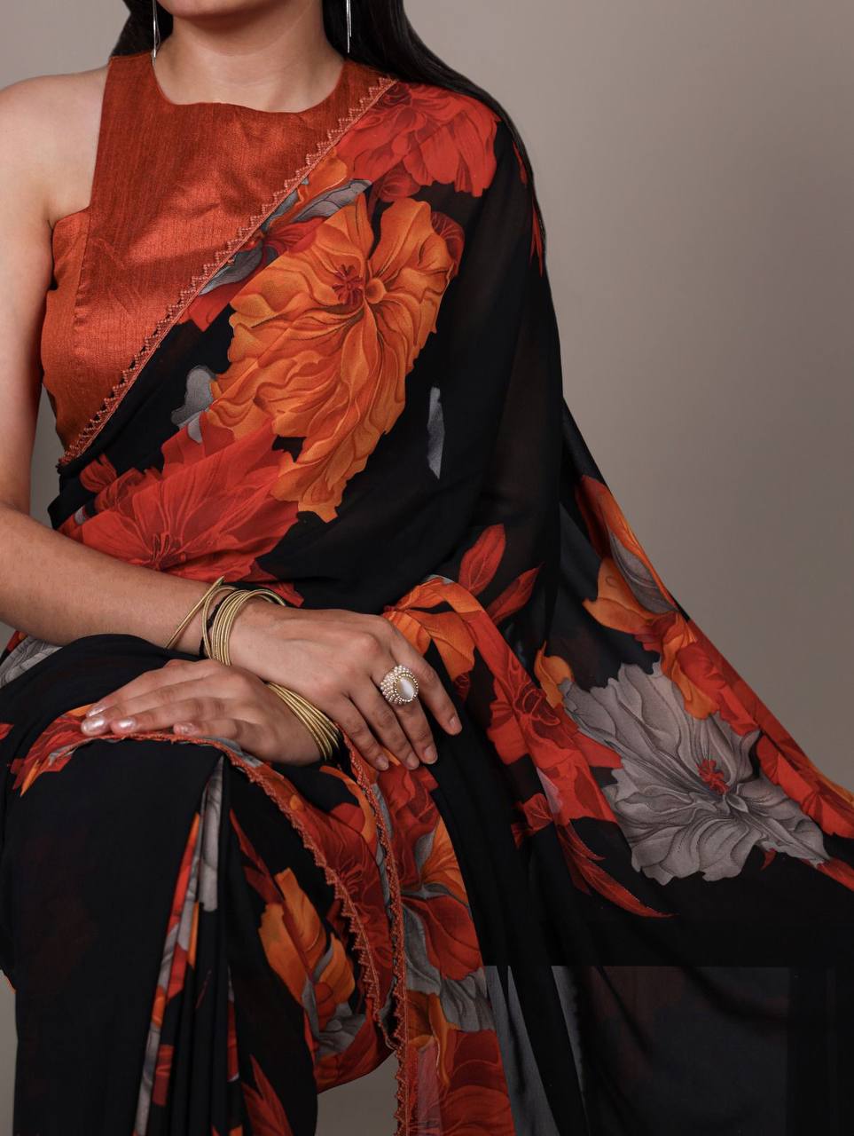 Weightless Marble Texture Saree – Floral Print with Lace Border & Banglori Blouse