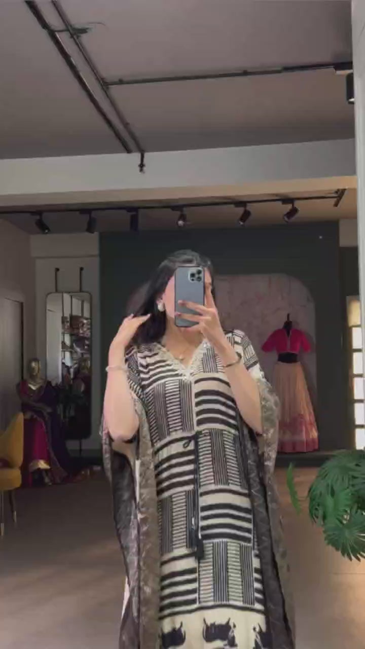 Pure Elegance with Our Kaftan Collection – A Touch of Timeless Beauty